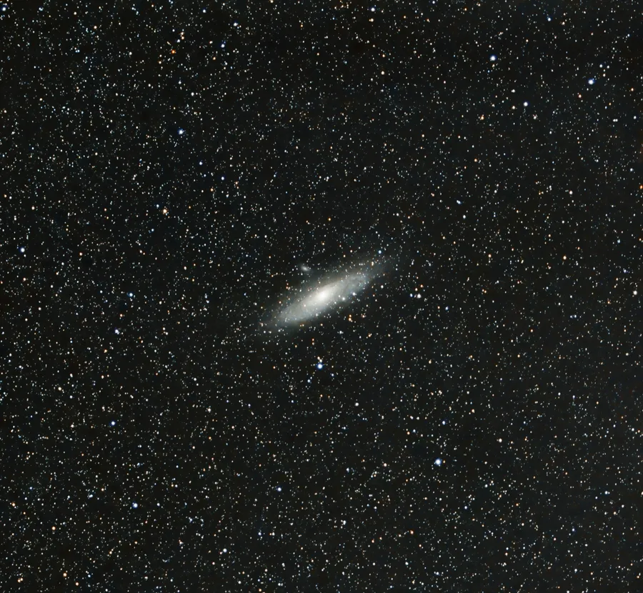 Andromeda Galaxy M31 photographed with a DSLR