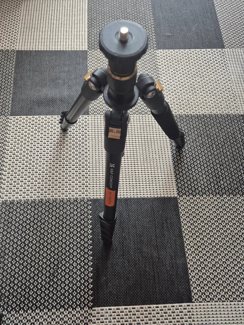 K&F TM2324 Tripod used for astrophotography